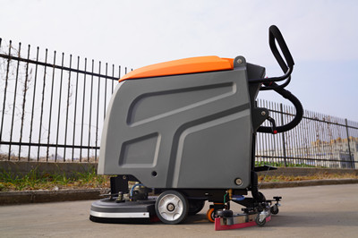 榮事達(dá)M40手推式洗地機 榮事達(dá)M40手推式洗地機.jpg